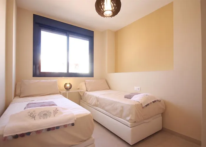 Suenos De Mar Con Vistas Al Puerto By Costablancarent دينايا